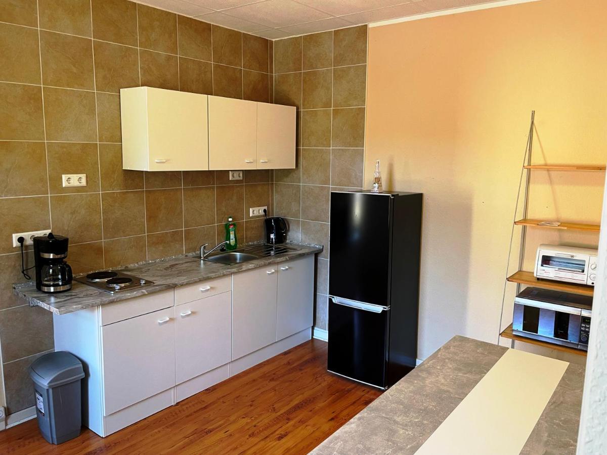 Fewo1-1 Zim Apart-4 Bett-Kueche-Dusche Wc-Parkplatz Berlino Esterno foto
